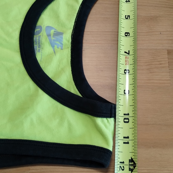 WOMENS NIKE TEE NEON YELLOW TANK TOP STANDARD FIT RUNNING ACTIVE - Picture 10 of 12